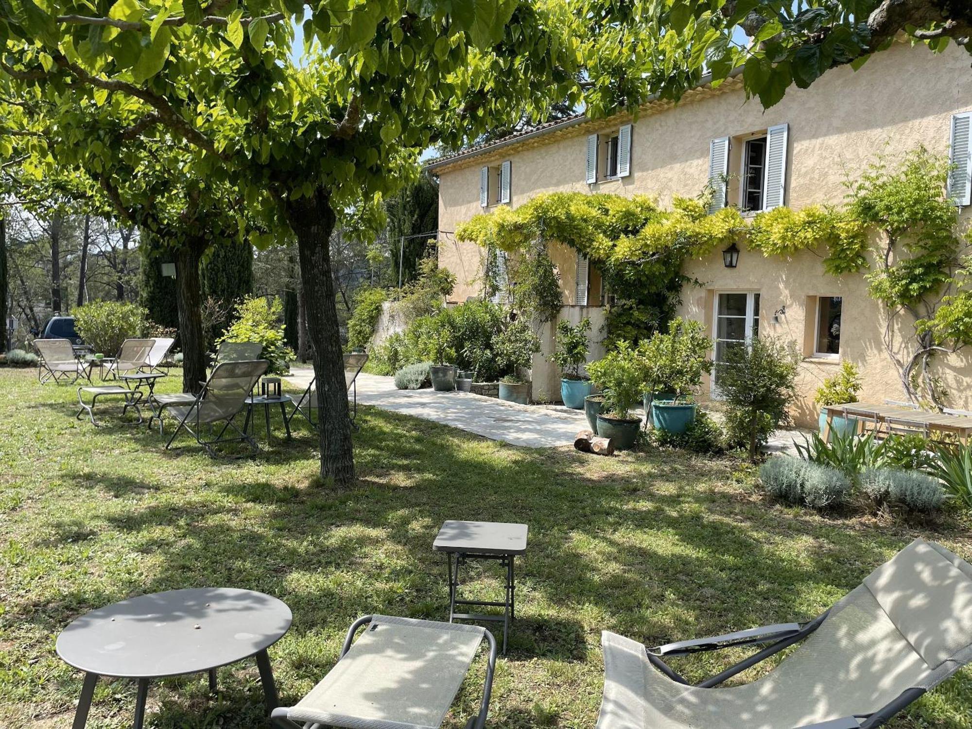 Saint-Antonin-du-Var Domaine Du Clos D'Alari-Chambres D'Hotes Au Milieu Des Vignes المظهر الخارجي الصورة